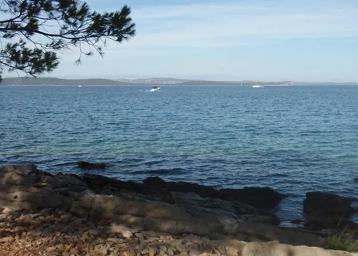 Mandolina - Hisa Na Samem S Pogledom Na Morje
