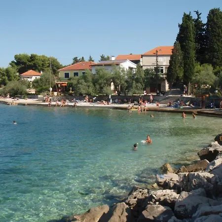 Mandolina - Hisa Na Samem S Pogledom Na Morje * Žman