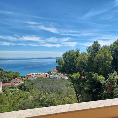 Mandolina - Hisa Na Samem S Pogledom Na Morje