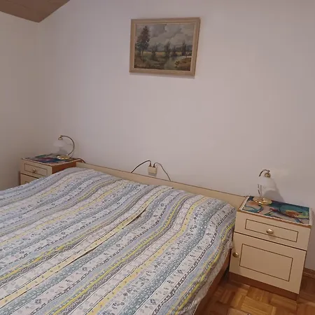 شقة Mandolina - Hisa Na Samem S Pogledom Na Morje